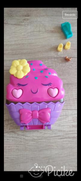 Polly pocket
