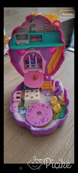 Polly pocket