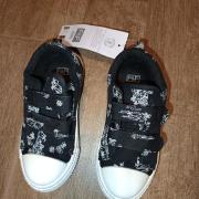 Új! 28-as F&F cipő