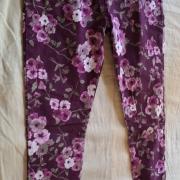 146/152re újszerű strech nadrág