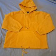 140es polár pulcsi,de nagyobbra is jó