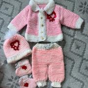 Kötött babaruha szett