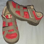 Quechua cipő jó állapotban,33as